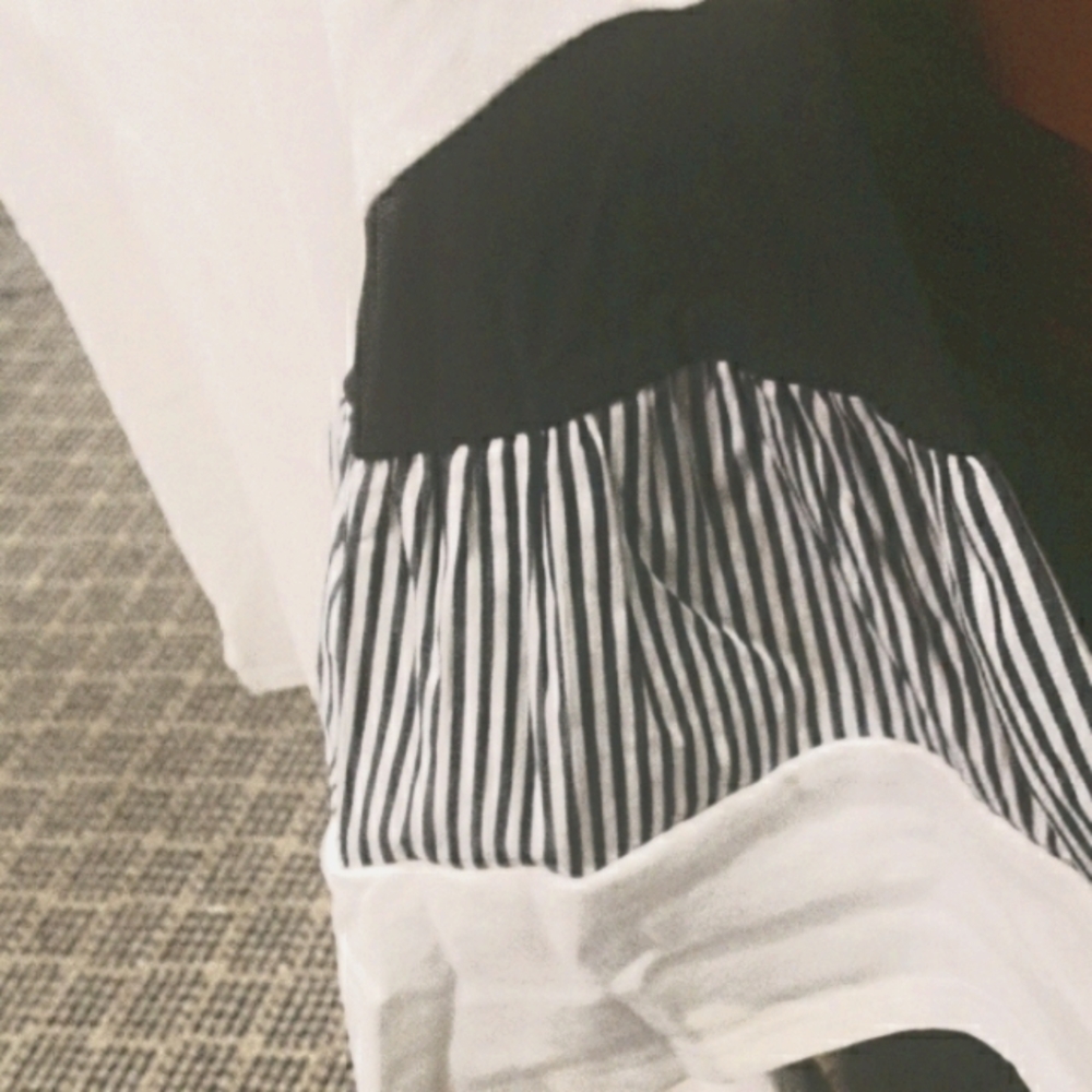 Top by JL - Picture 4 of 6